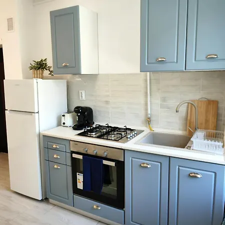 Central Apartments *